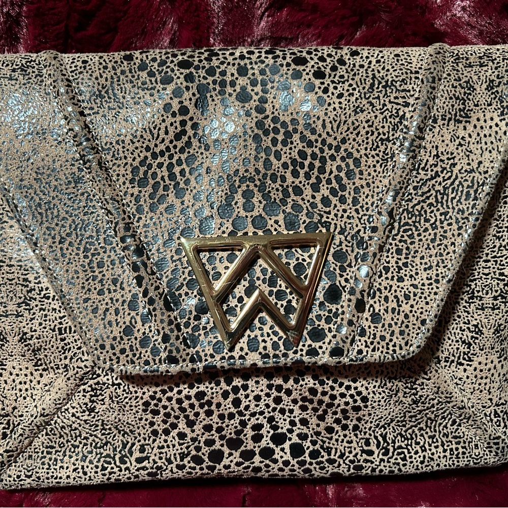 Kelly Wynne Shoulder Bag/Clutch Suede/Patent Leather